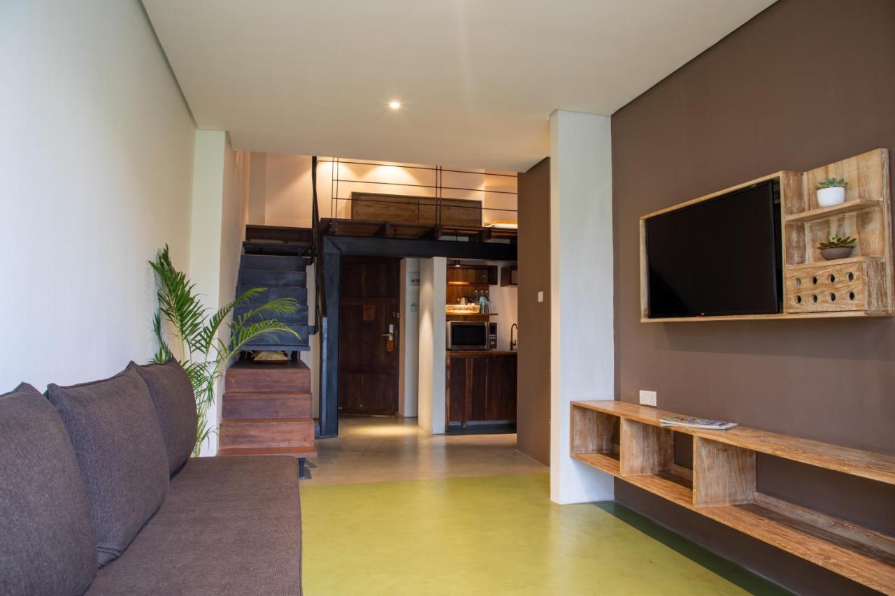 Lake Avenue Hotel Канді Екстер'єр фото